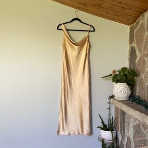 Size 10 new with tags mid length formal dress